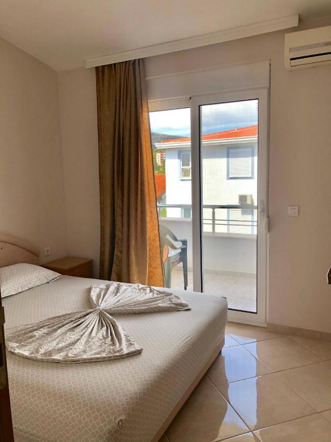 Apartments Ela Ulcinj Exterior foto